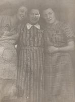 Three sisters: Rose Steinlauf Zaitz, Sarah Steinlauf Schuman, and Anne Steinlauf Moskovitz