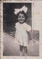 Rivka Edith Weiss, two years old - 1939, Senta, Yugoslavia (front)